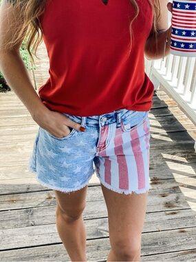 Judy Blue American Flag Denim Shorts Women's Large High Rise Frayed Patriotic